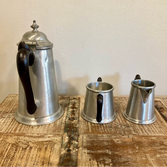 Vintage Stieff Pewter P1-23 Coffee or Tea Pot with Sugar and Creamer Set - Picture 3 of 16